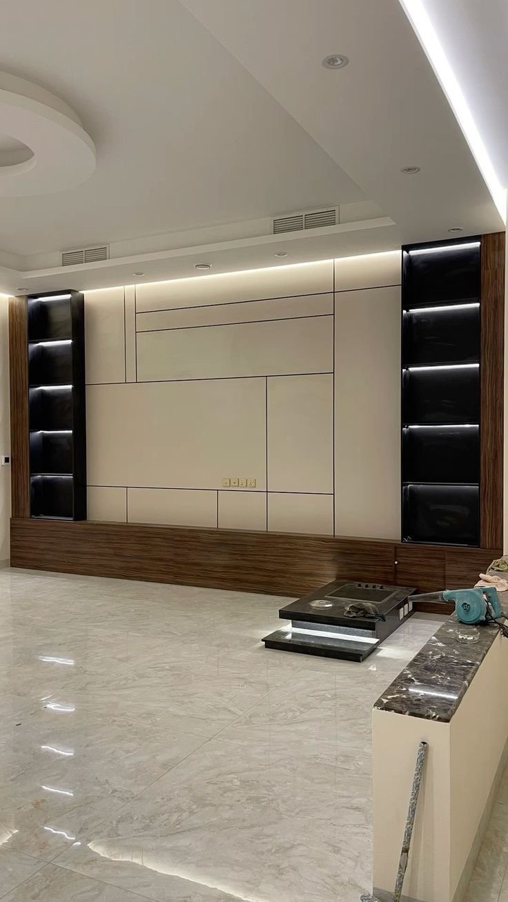 نقدم خدمات تصميم وتنفيذ ديكور خلفيات الشاشات بأحدث التصاميم، باستخدام خامات بديل الشيبورد وبديل الخشب بأشكال وألوان متنوعة تناسب الديكورات…